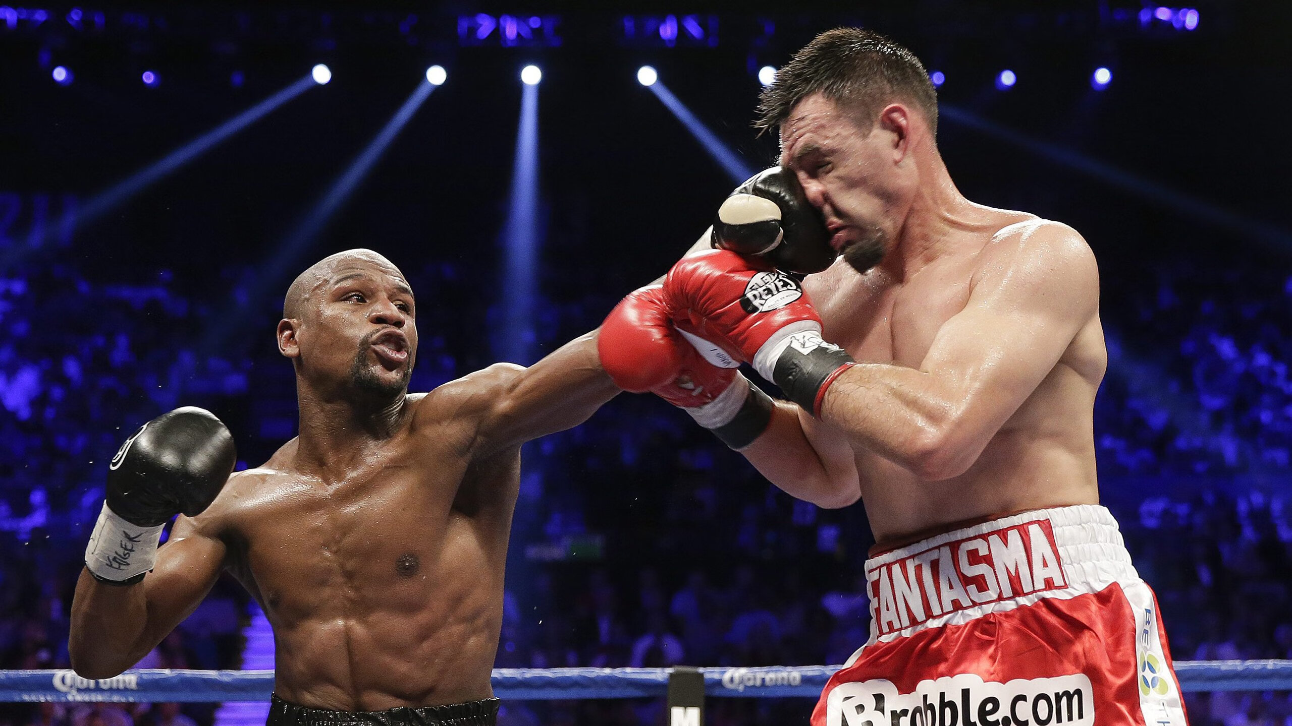 唐纳德·高尔的攻防转换高效,带领袋鼠队重夺比赛主导权,唐纳德古尔德