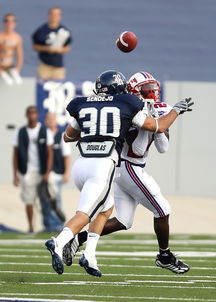 九游网页官网-中国足球教练哲学中防守反击战术优劣对比分析，足球防守反击战术训练